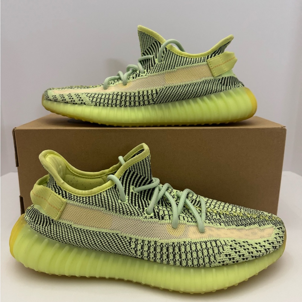 adidas Yeezy Boost 350 V2 Yeezreel Size 10
